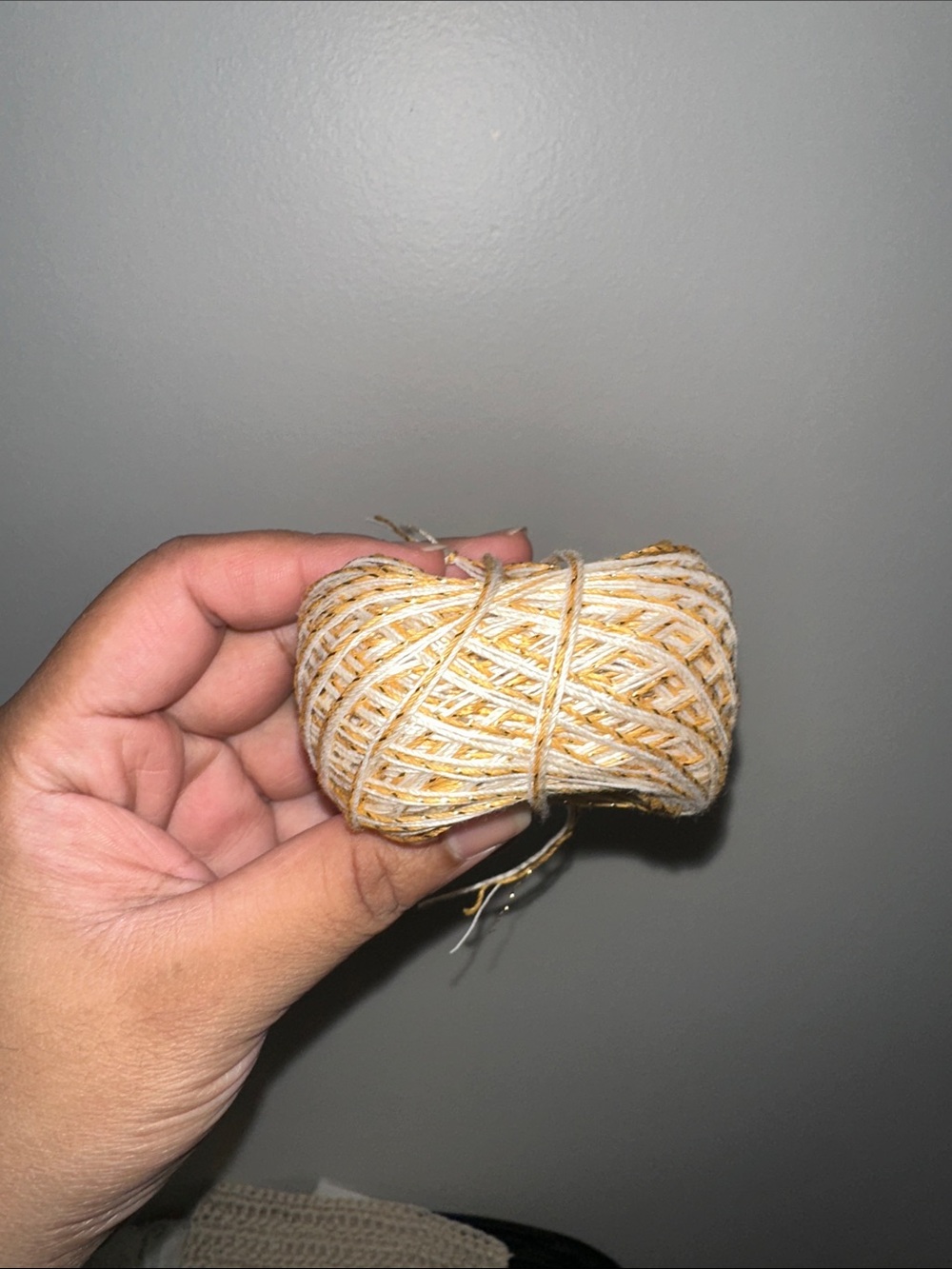 Multicolor Yarn Cake Home Art - Green, Pink, Yellow, Gold - bundle of 5 - Picture 7 of 7